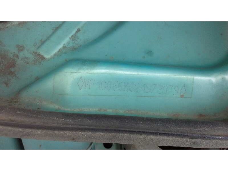 renault twingo (co6) del año 2000