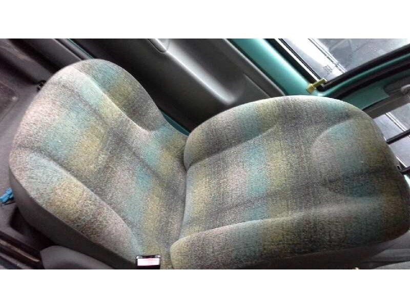 renault twingo (co6) del año 2000