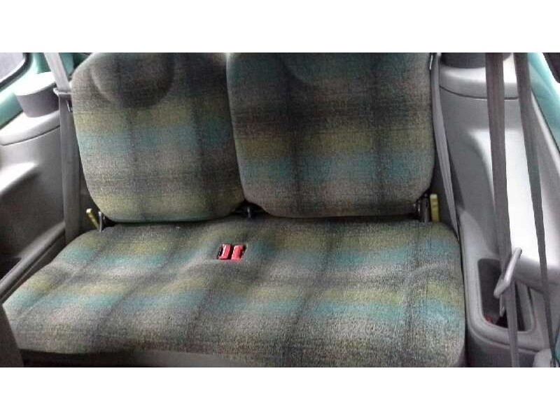 renault twingo (co6) del año 2000