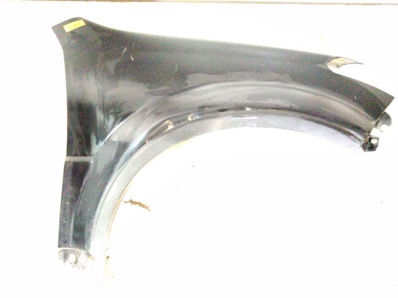 Recambio de aleta delantera derecha para ssangyong rexton w / rexton 2.0 xdi referencia OEM IAM 5181108J01  