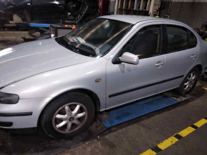 seat toledo (1m2) del año 1999