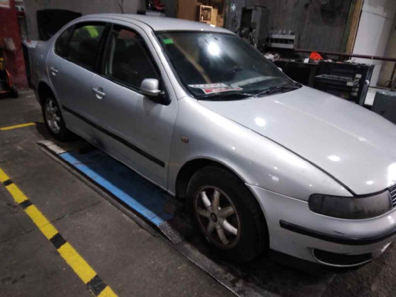 seat toledo (1m2) del año 1999
