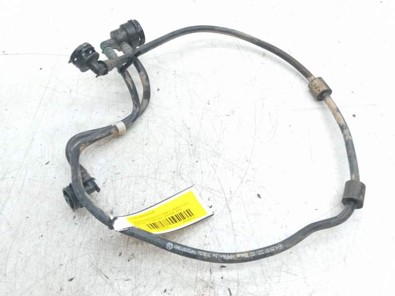 Recambio de tubo radiador para mercedes-benz clase c (w205) c 220 bluetec / d (205.002, 205.004) referencia OEM IAM A2055012882 