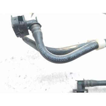 Recambio de tubo radiador para mercedes-benz clase c (w205) c 220 bluetec / d (205.002, 205.004) referencia OEM IAM A2055012882 