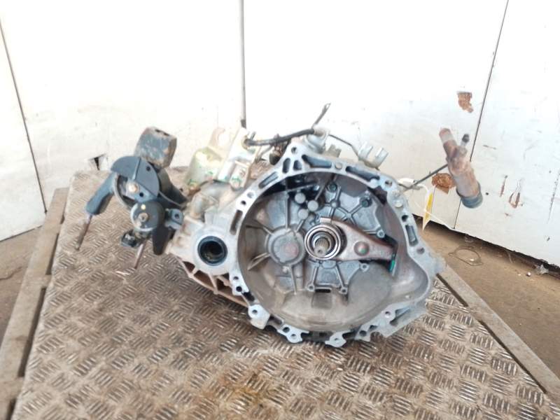 Recambio de caja cambios para toyota yaris (_p1_) 1.4 d-4d (nlp10_) referencia OEM IAM P050902735  