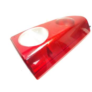 Recambio de piloto trasero derecho para opel agila a (h00) 1.2 16v (f68) referencia OEM IAM 09204254  