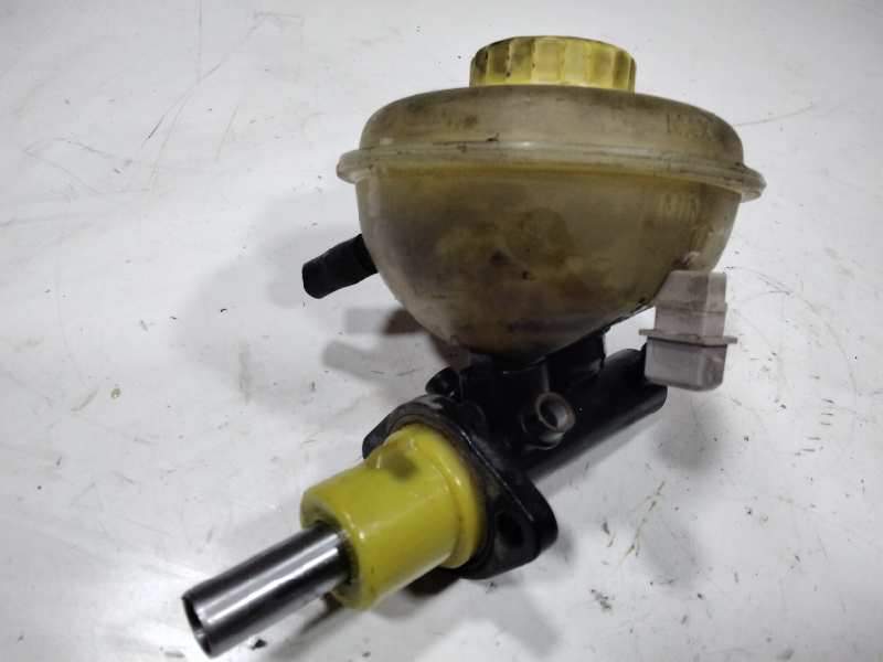 Recambio de bomba freno para audi 80 avant básico berlina referencia OEM IAM 893611307A  
