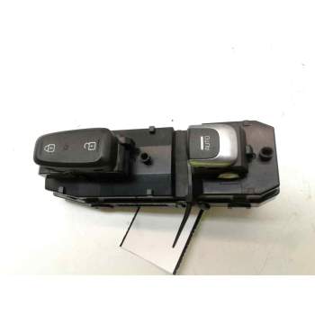 MANDO ELEVALUNAS DELANTERO DERECHO 93575-F1050 