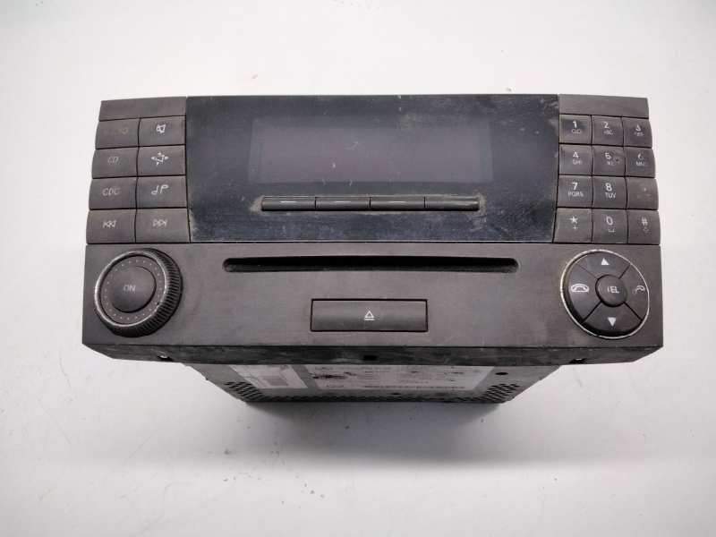 Recambio de sistema audio / radio cd para mercedes-benz clase e (w211) berlina referencia OEM IAM A2118702189  