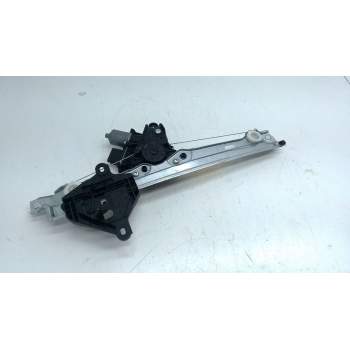 Recambio de elevalunas trasero izquierdo para dacia bisgster referencia OEM IAM 827213136R  