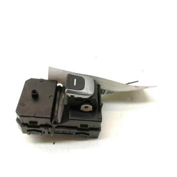 MANDO ELEVALUNAS TRASERO DERECHO 93590-D9100 