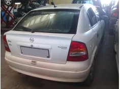 opel astra g berlina del año 1999