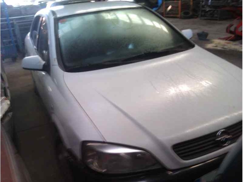 opel astra g berlina del año 1999