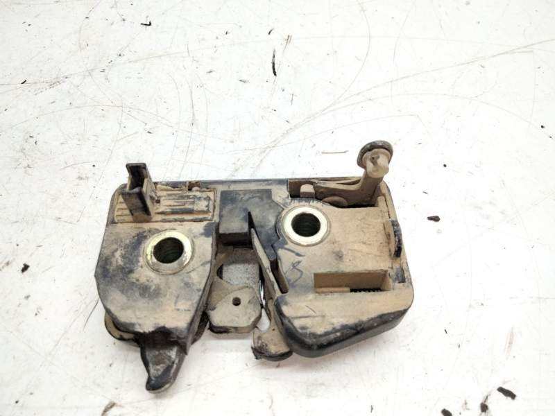 Recambio de cerradura maletero / porton para volkswagen polo iii (6n1) 64 1.9 sdi referencia OEM IAM 6N0827505  