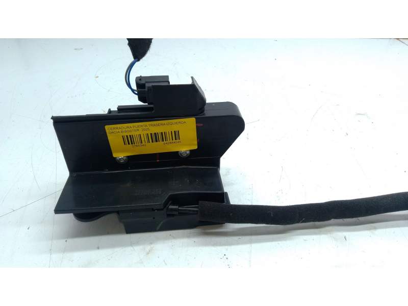 Recambio de cerradura puerta trasera izquierda para dacia bisgster referencia OEM IAM 825031922R  