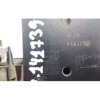 Recambio de cenicero para land rover discovery v6 td se referencia OEM IAM 7022705  