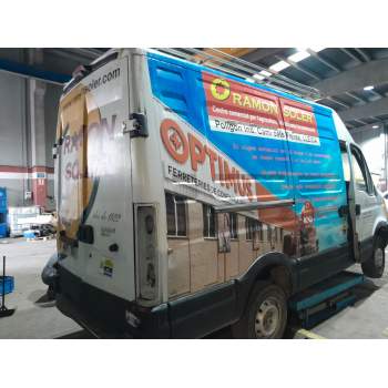 iveco daily iv caja/chasis del año 2008