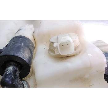 Recambio de deposito limpia para land rover discovery v6 td se referencia OEM IAM 217037B20  
