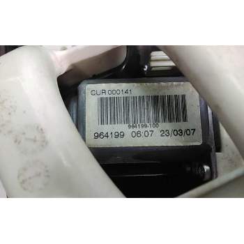Recambio de elevalunas delantero derecho para land rover discovery v6 td se referencia OEM IAM 964199  