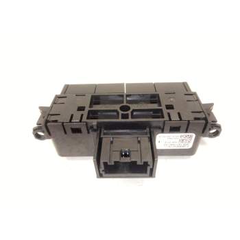 Recambio de modulo electronico para dacia bisgster referencia OEM IAM 283E81677R  