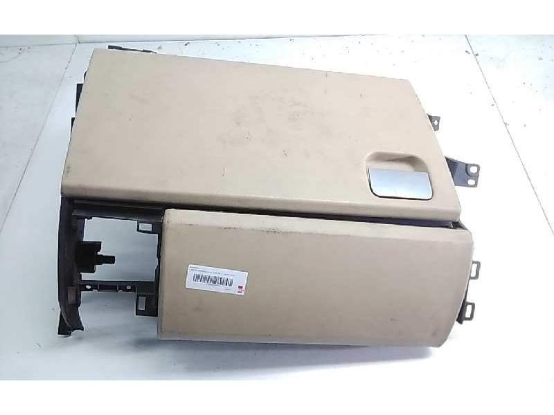 Recambio de guantera para land rover discovery v6 td se referencia OEM IAM FCL500260001  