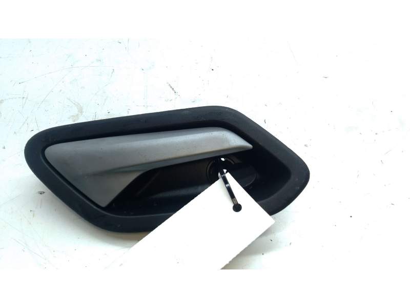 Recambio de maneta interior trasera derecha para dacia bisgster referencia OEM IAM 826725556R  