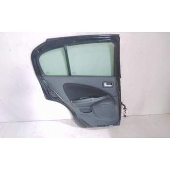 Recambio de puerta trasera izquierda para nissan almera (n16/e) acenta referencia OEM IAM 821015M431  