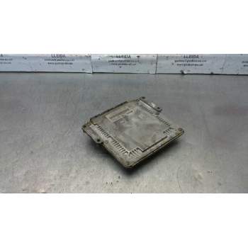 Recambio de centralita motor uce para renault laguna ii (bg0) expression referencia OEM IAM 0281010556 8200153946 8200095416