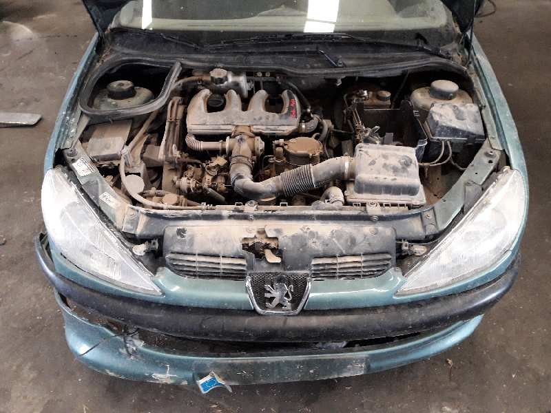 peugeot 206 berlina del año 1998