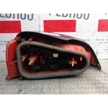 Recambio de piloto trasero derecho para peugeot 106 (s2) 1.4 referencia OEM IAM 10266 2274D 