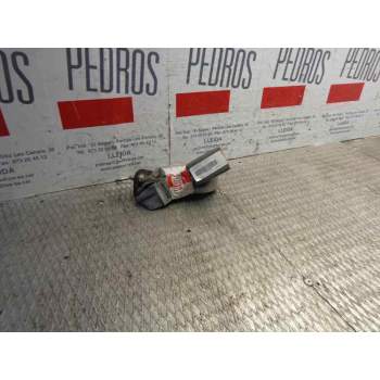 Recambio de cinturon seguridad delantero central para nissan cabstar 35.15 referencia OEM IAM   