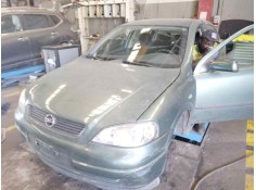 opel astra g berlina del año 2000