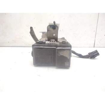 Recambio de caja fusibles para honda logo (ga3) 1.3i referencia OEM IAM 38244S50003  