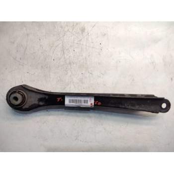 BRAZO SUSPENSION SUPERIOR TRASERO DERECHO 
