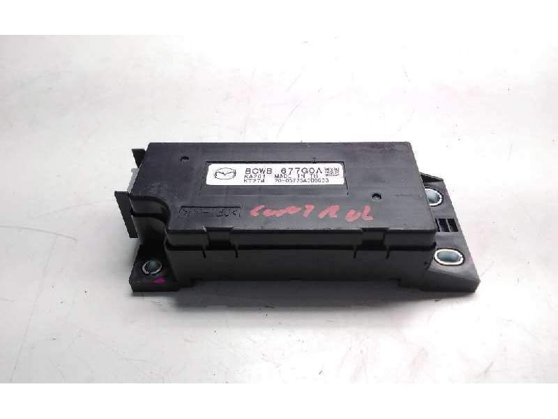 Recambio de control de modulo para mazda cx-30 referencia OEM IAM 677G0A  