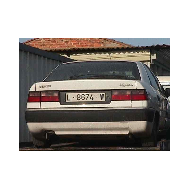 citroen xantia berlina del año 1