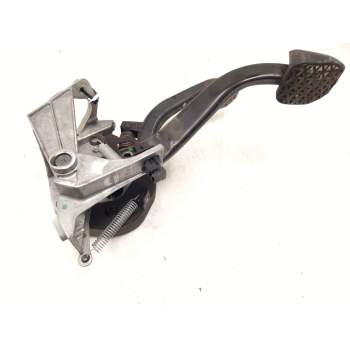Recambio de pedal freno para bmw 3 (e90) 318 d referencia OEM IAM 6761310  