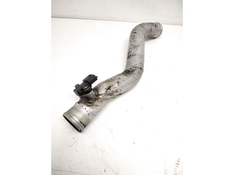 Recambio de tubo para hyundai h-1 / starex autobús (a1) 2.5 td 4wd referencia OEM IAM 9490930502  
