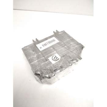 Recambio de centralita motor uce para seat ibiza (6k) referencia OEM IAM 0261204844 6K0906027J 26SA5218