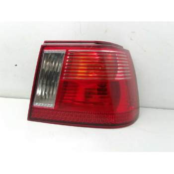 PILOTO TRASERO DERECHO 6K6945112G 6K6945096J 25147