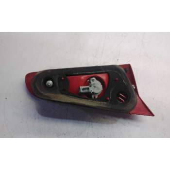 Recambio de piloto trasero derecho porton para alfa romeo 147 (190) 1.9 jtd distinctive referencia OEM IAM   