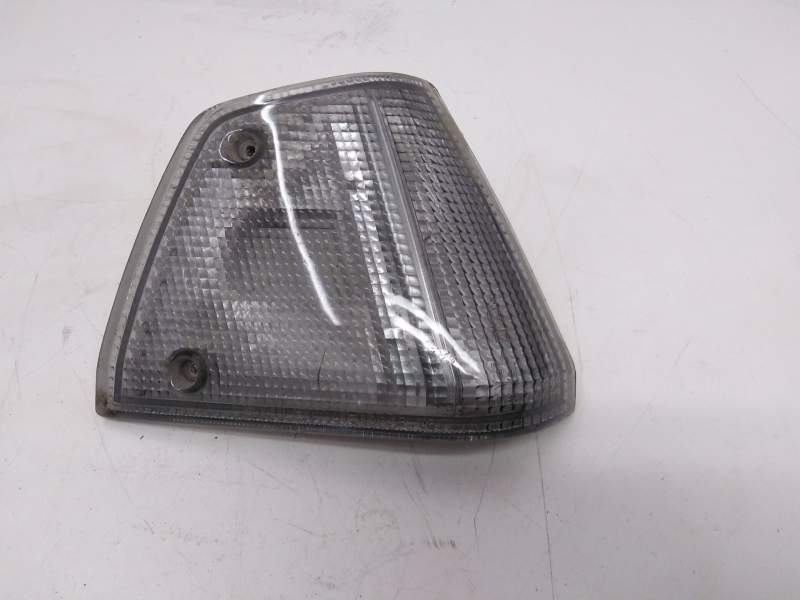 Recambio de piloto delantero derecho para seat ronda (22a) 1.4 referencia OEM IAM 041-0387  BLANCO