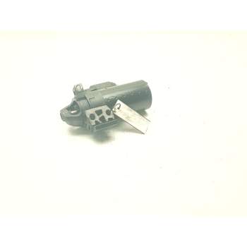 Recambio de motor arranque para bmw 1 descapotable (e88) 120 d referencia OEM IAM 12417823700  