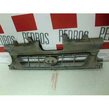 Recambio de rejilla delantera para hyundai sonata (y2) 2.0 cat referencia OEM IAM   92872