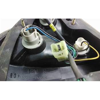 Recambio de piloto trasero derecho para hyundai sonata (y2) 2.0 cat referencia OEM IAM RS2402345  92873