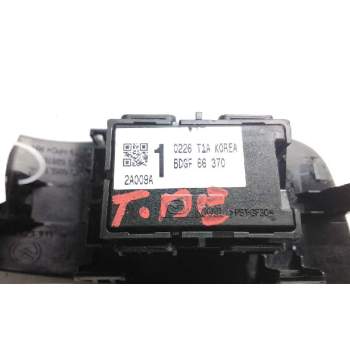 Recambio de mando elevalunas trasero derecho para mazda cx-30 referencia OEM IAM 2009A1  