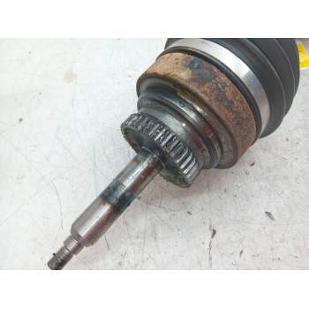 Recambio de transmision delantera izquierda para ssangyong rexton w / rexton 2.0 xdi referencia OEM IAM 4130008012  
