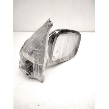 Recambio de retrovisor derecho para nissan serena (c23) 2.3 d referencia OEM IAM 963017C901  NEGRO
