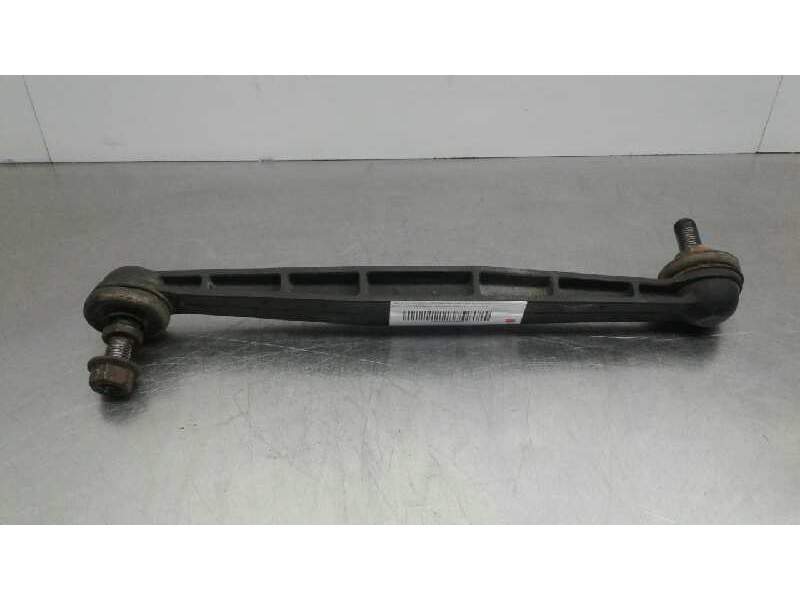 Recambio de bieleta estabilizadora delantera derecha para opel astra h berlina 1.7 16v cdti referencia OEM IAM   
