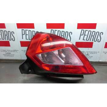 Recambio de piloto trasero derecho para » otros... premium 370 26 g 6x2 referencia OEM IAM 8200073237  30621